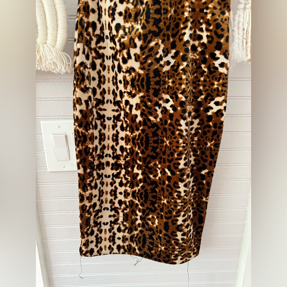 Necessary Objects Velvet Leopard Print Skirt - image 2